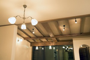 （after）リビング中庭側 天井＆デザイン垂木