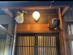 ③